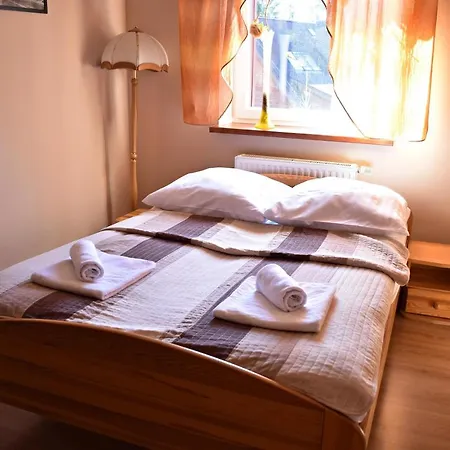 Dobryapartament - Apartament Pod Golebiewskim 아파트 *